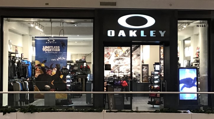 Oakley Store, 260 N Garden Bloomington, MN  Men's and Women's Sunglasses,  Goggles, & Apparel